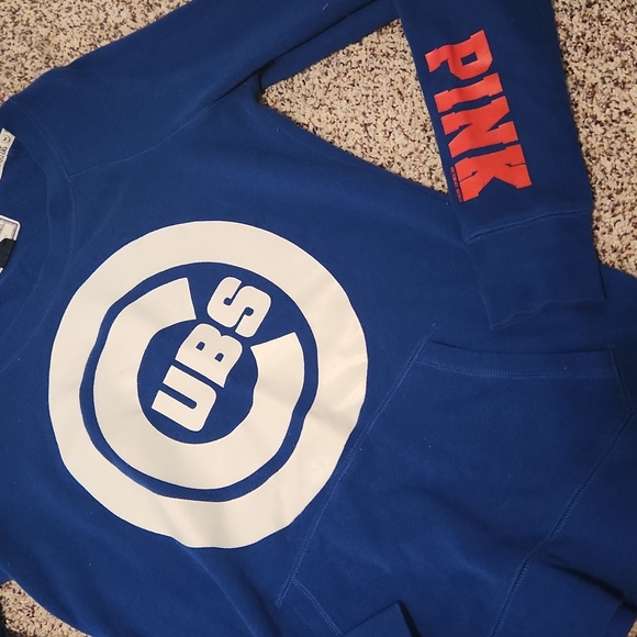 Victoria Secret Pink Limited edition cubs sweatshirt - Picture 2 of 3